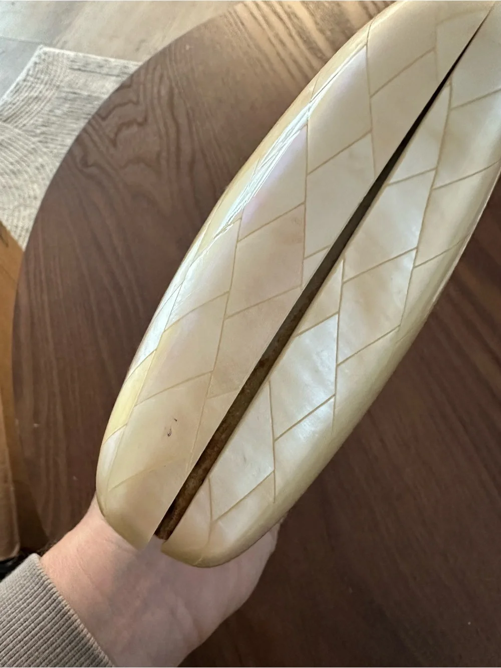N/A elegant ivory